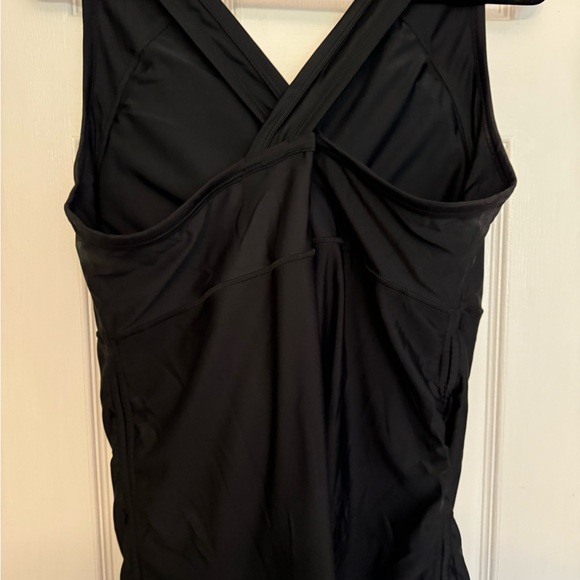 UV Skins SPF 50 tank - Picture 2 of 3